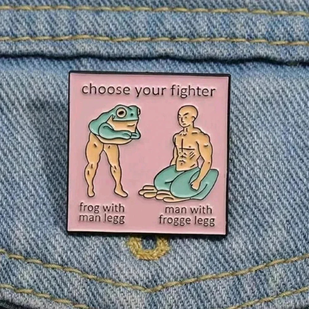 Pink green funny frog enamel pin fighter leg brooch charm purse bag decor hang